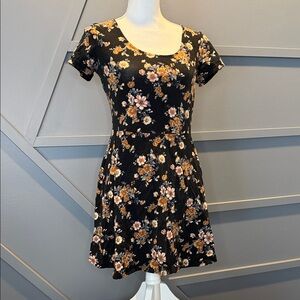 Forever 21 Black and Brown Floral Dress